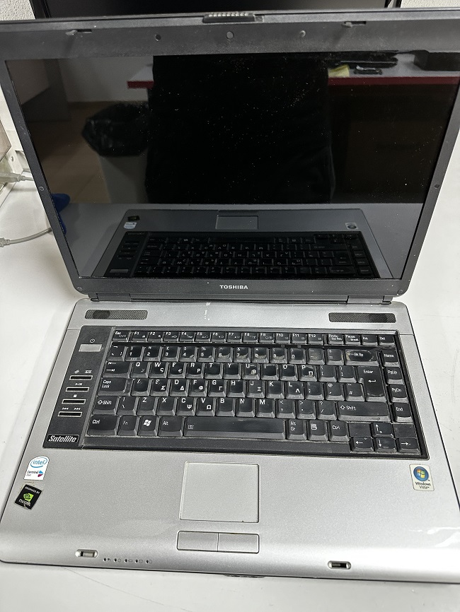 TOSHIBA SATELLITE A100-011 Laptop Not Workable Ανταλλακτικό TOSHIBA SATELLITE A100-011 Laptop Not Workable Ανταλλακτικό